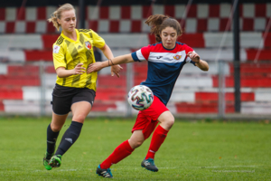 Mecz piłki nożnej kobiet: Tarnovia - Polonia Środa Wielkopolska